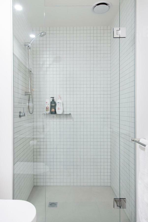 2 Bedrooms Apartment Doncaster Extérieur photo